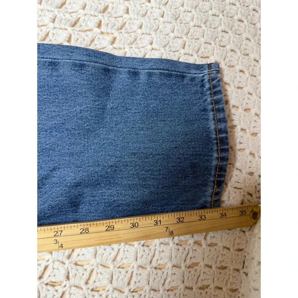 Levis please check